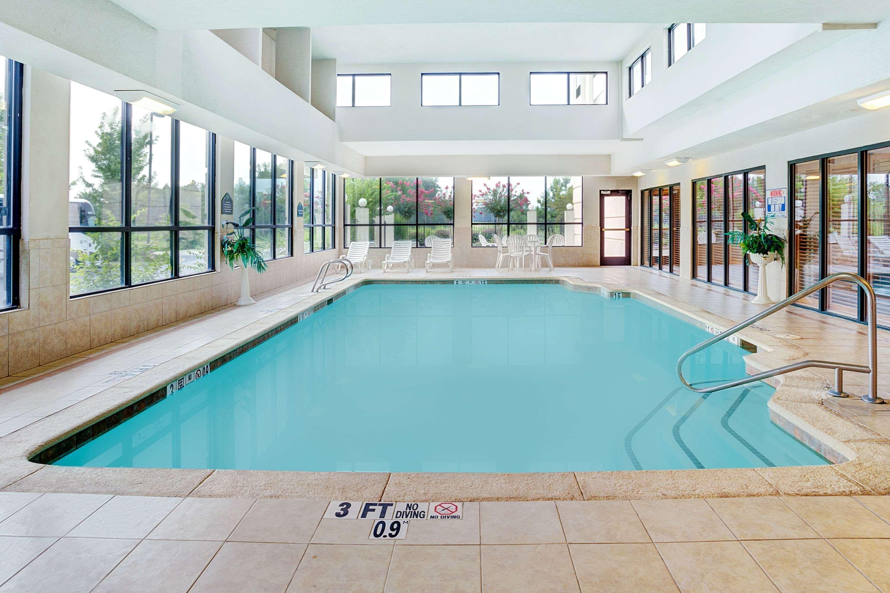 Wingate By Wyndham Atlanta Fairburn Hotel Eksteriør billede