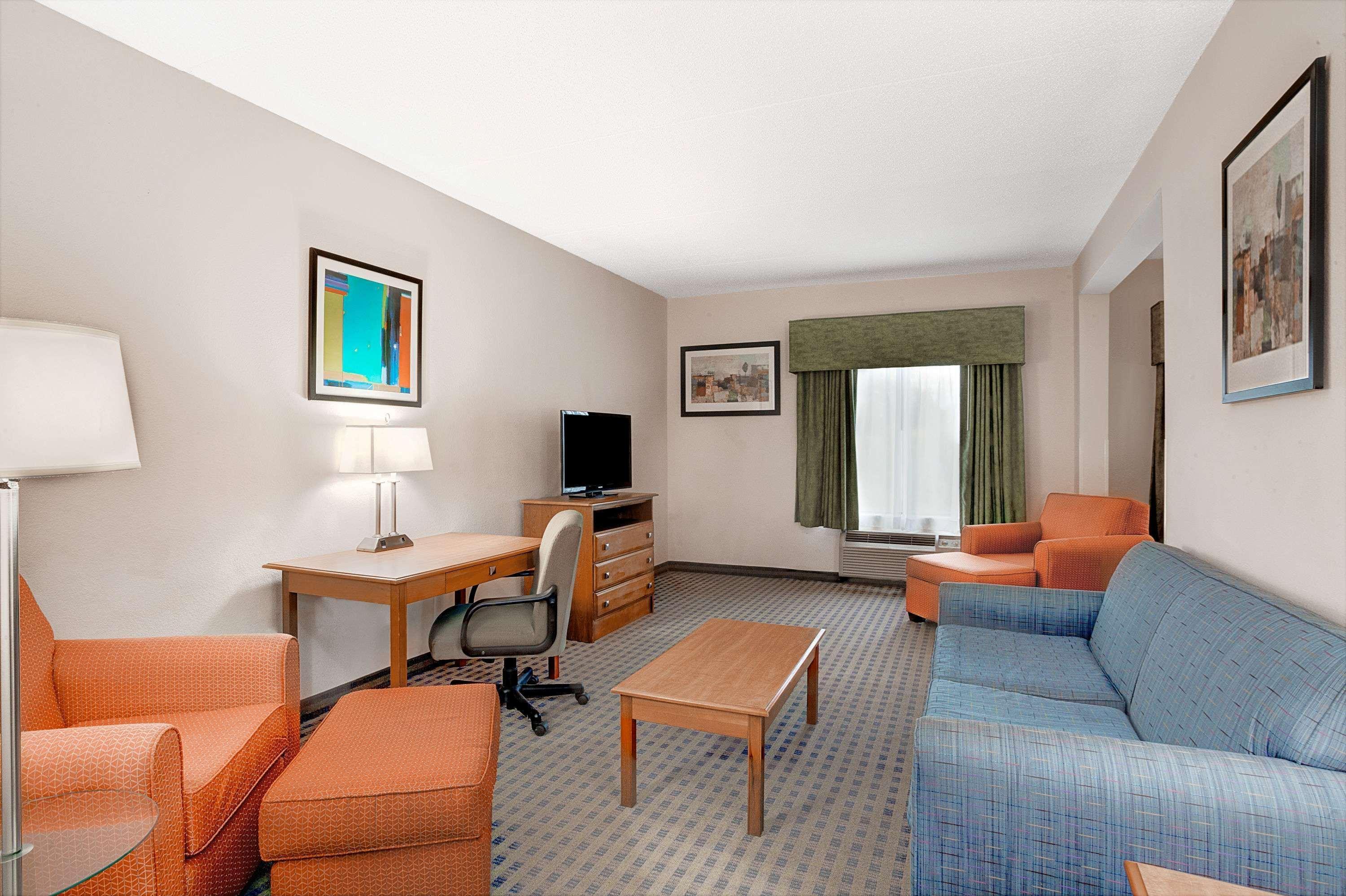Wingate By Wyndham Atlanta Fairburn Hotel Eksteriør billede